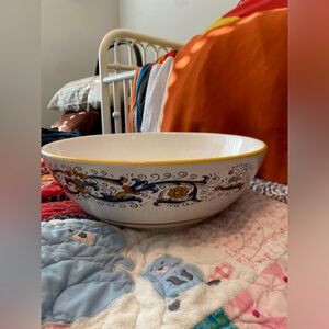 Nova Deruta Floral Serving Bowl